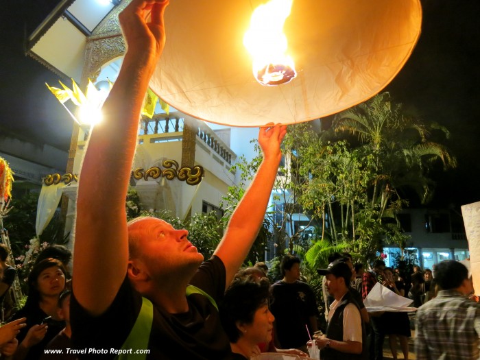 Launching a New Year lantern in Chiang Mai Launching a New Year lantern in Chiang Mai