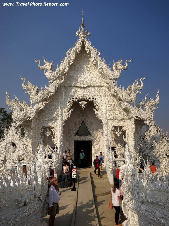 White temple - extraordinary Buddhist temple in Chiang Rai