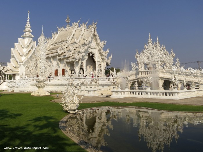 Wat Rong Khun White temple 03